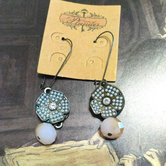 Plunder Design Nicholina Earrings - Picture 4 of 4